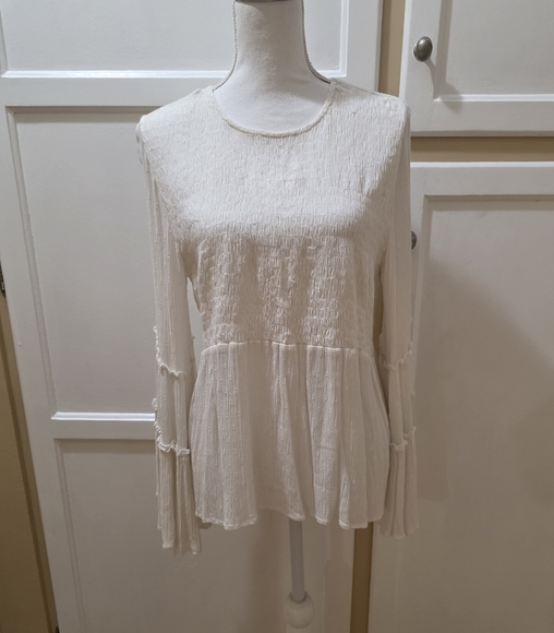American Eagle Elegant Cream Peplum Bottom Women's Top - Picture 2 of 14